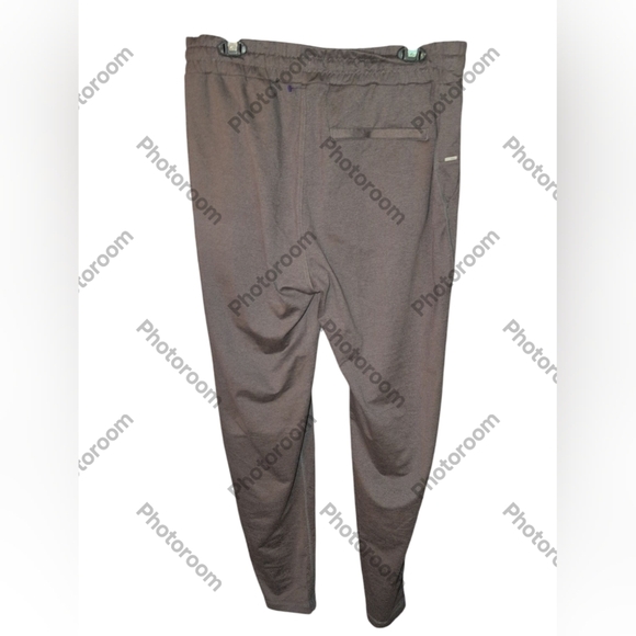 Vuori Ponto Performance  DreamKnit™ Pants - Picture 5 of 7